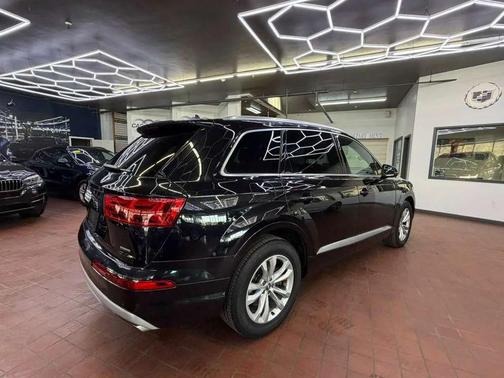 Night Black 2018 Audi Q7 2.0T Premium Plus