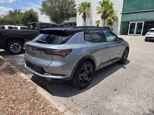 Sterling Gray Metallic 2024 Chevrolet Equinox EV RS