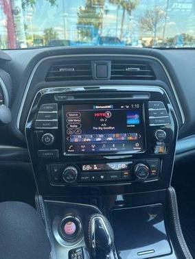 2021 Nissan Maxima SR