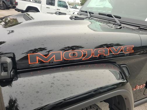 2025 Jeep Gladiator Mojave