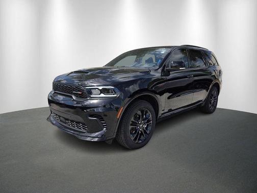 DB Black Crystal Clearcoat 2026 Dodge Durango GT