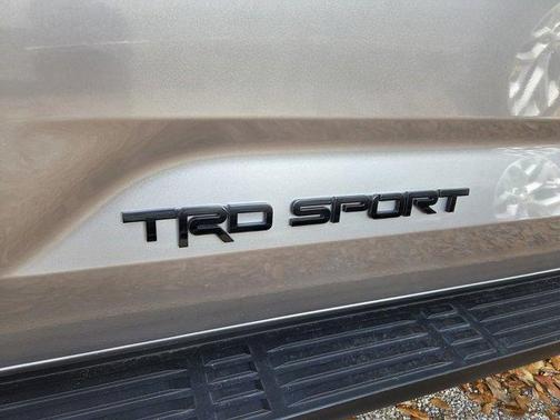 2024 Toyota Sequoia SR5