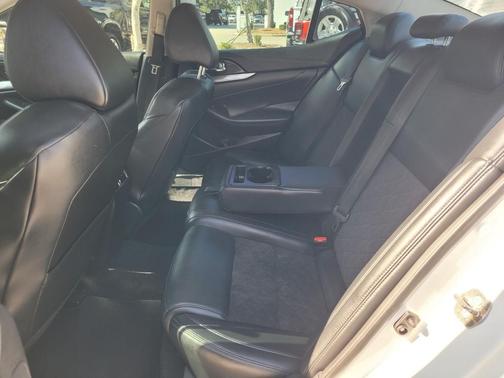 2017 Nissan Maxima 3.5 SR