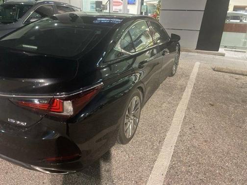 2019 Lexus ES 350 Luxury