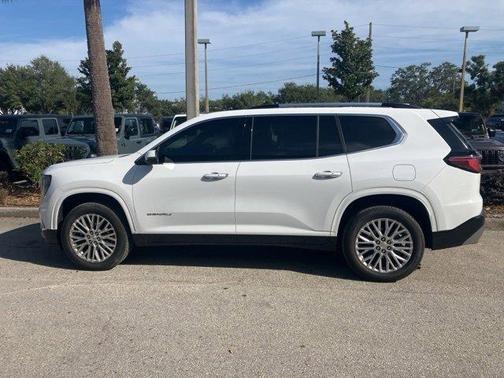 2024 GMC Acadia Denali