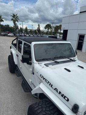 2020 Jeep Gladiator Overland