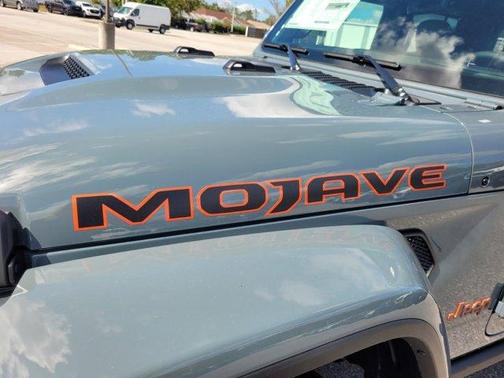 2025 Jeep Gladiator Mojave