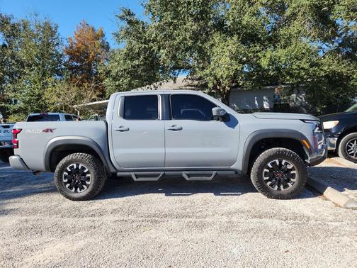 2022 Nissan Frontier PRO-4X