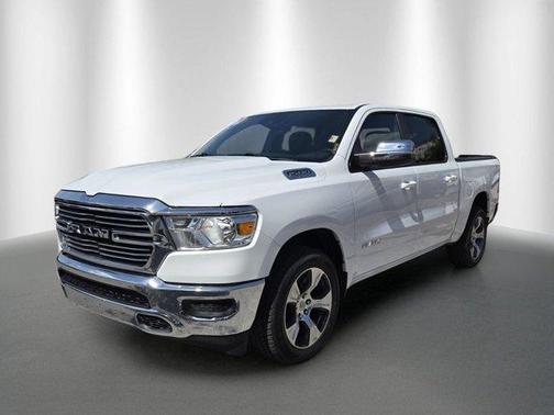 Bright White Clearcoat 2024 RAM 1500 Laramie