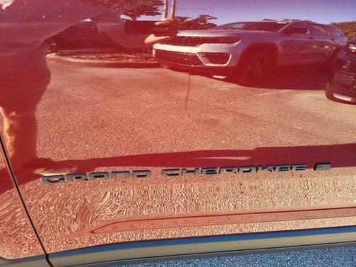 2025 Jeep Grand Cherokee L Laredo