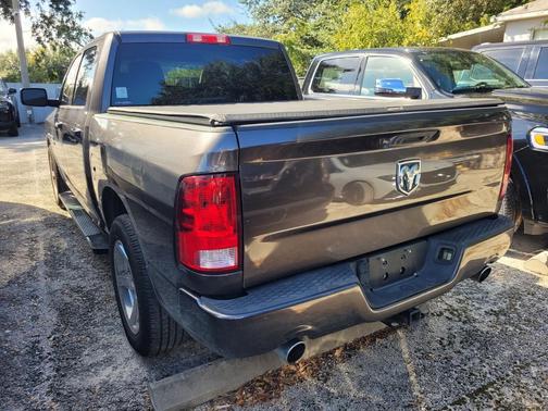 2017 RAM 1500 Express