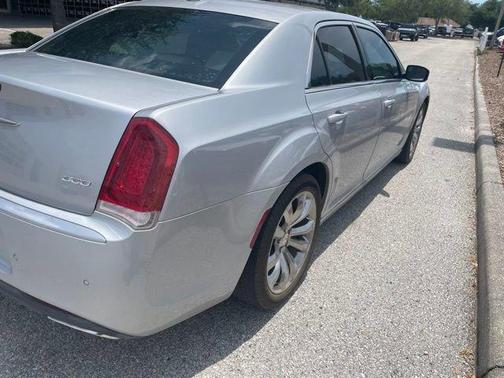 Silver Mist Clearcoat 2021 Chrysler 300 Touring