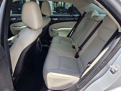Silver Mist Clearcoat 2021 Chrysler 300 Touring