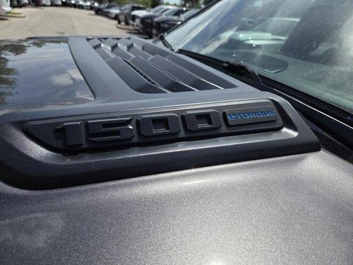 Granite Crystal Clearcoat Metallic 2026 RAM 1500 Express