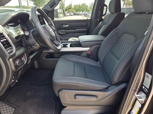 Granite Crystal Clearcoat Metallic 2026 RAM 1500 Express