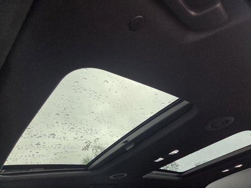 White Frost Tri-Coat 2024 Buick Enclave Essence