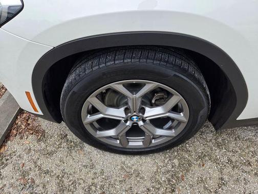 Alpine White 2022 BMW X3 sDrive30i