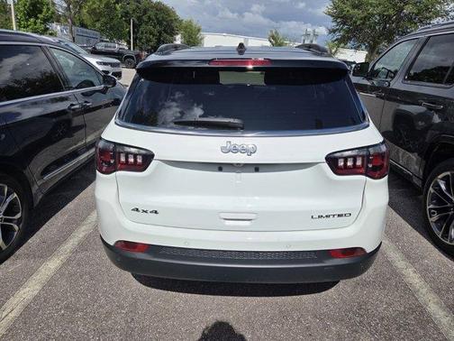 Bright White Clearcoat 2024 Jeep Compass Limited