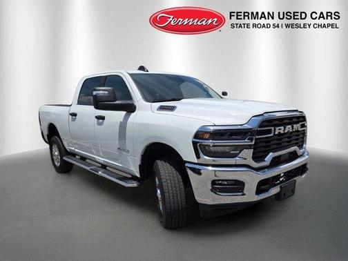 Bright White Clearcoat 2026 RAM 2500 Big Horn