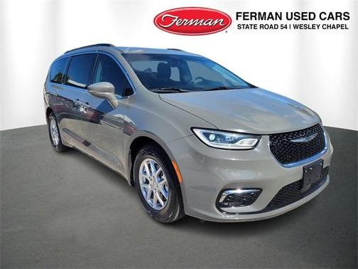 2022 Chrysler Pacifica Touring-L