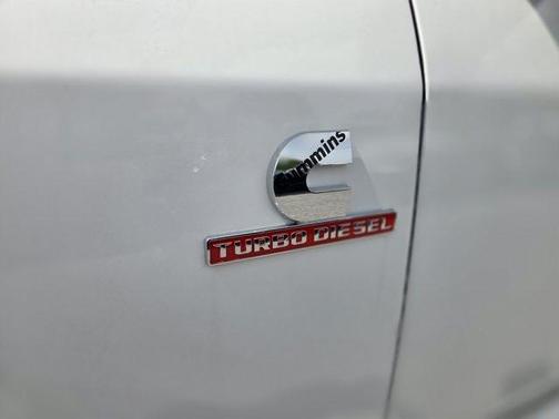 Bright White Clearcoat 2026 RAM 2500 Tradesman