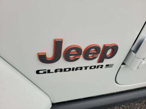 2026 Jeep Gladiator Mojave