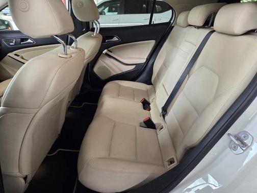 Polar White 2019 Mercedes-Benz GLA 250 Base