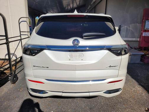 2022 Buick Enclave Avenir