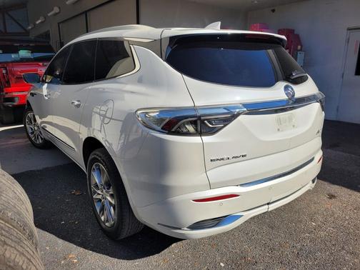 2022 Buick Enclave Avenir