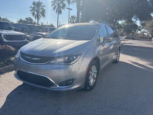 2019 Chrysler Pacifica Touring Plus