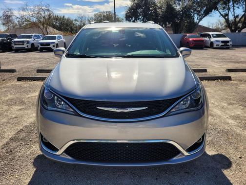 2019 Chrysler Pacifica Touring Plus