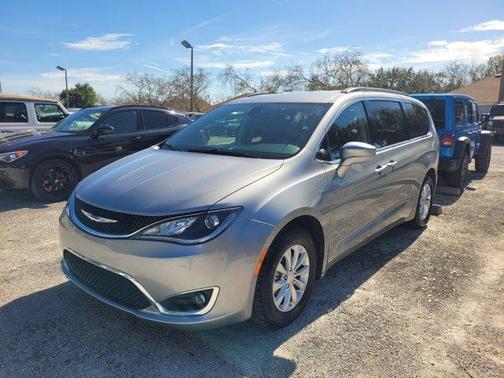 2019 Chrysler Pacifica Touring Plus
