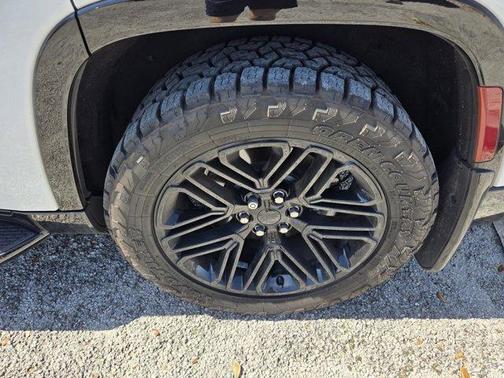 2023 Jeep Wagoneer Series II