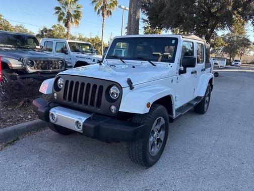 2017 Jeep Wrangler Unlimited Sahara