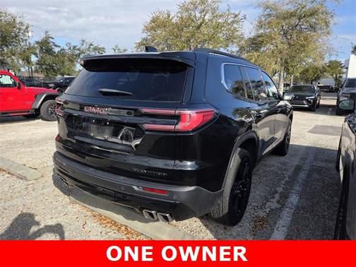 2024 GMC Acadia Elevation