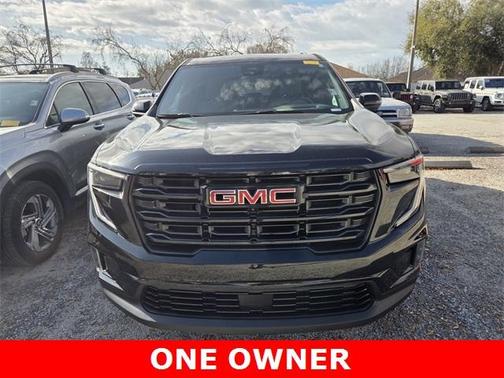 2024 GMC Acadia Elevation