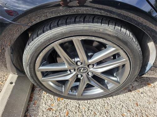 2018 Lexus IS 300 Base