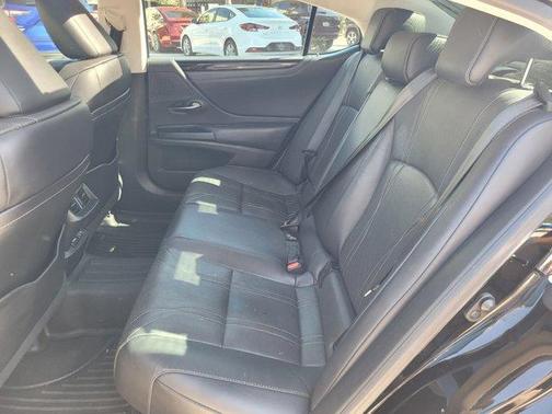 2020 Lexus ES 350 Luxury