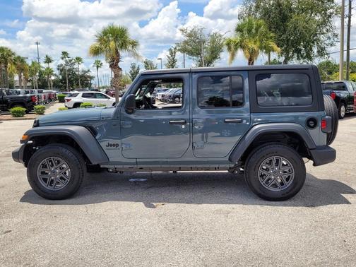 2025 Jeep Wrangler Sport