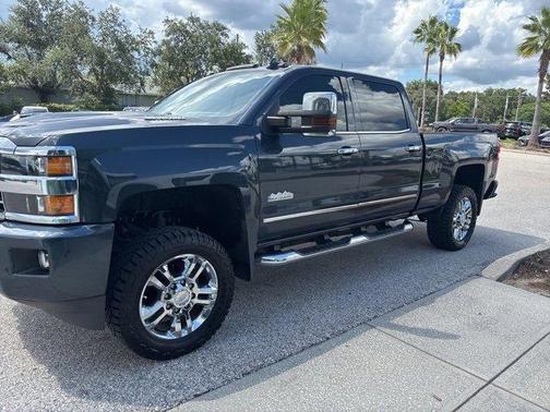 2019 Chevrolet Silverado 2500 High Country