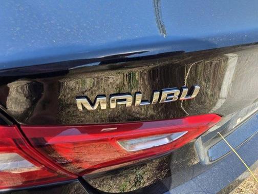 Mosaic Black Metallic 2018 Chevrolet Malibu 1LS