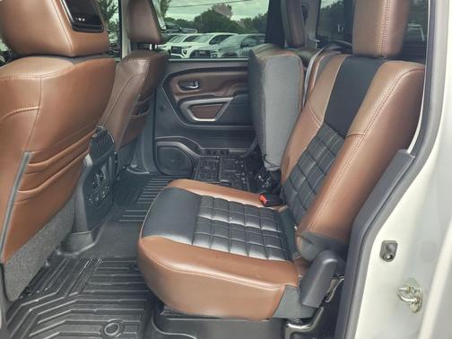 2019 Nissan Titan Platinum Reserve