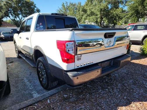 2019 Nissan Titan Platinum Reserve