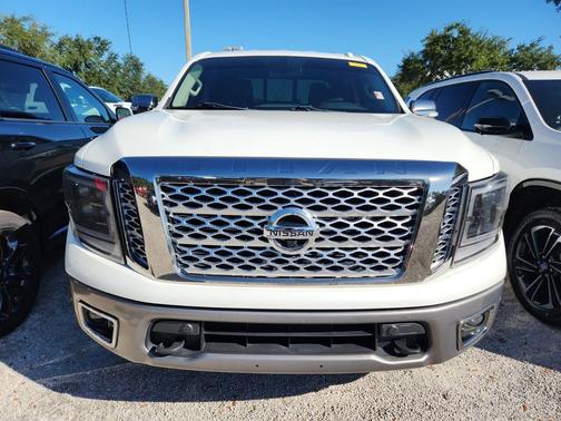 2019 Nissan Titan Platinum Reserve