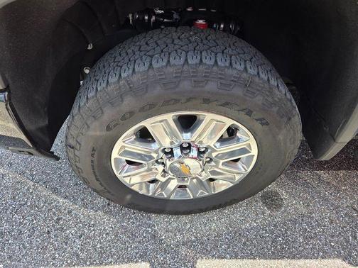 Black 2025 Chevrolet Silverado 2500 High Country