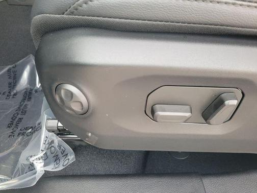 Anvil Clearcoat 2026 Jeep Wrangler Sahara