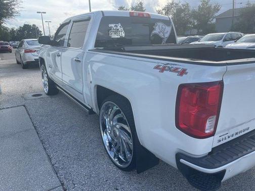 2017 Chevrolet Silverado 1500 High Country