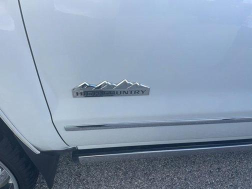 2017 Chevrolet Silverado 1500 High Country