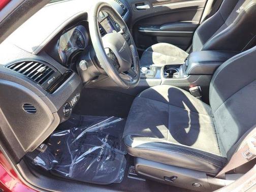 2019 Chrysler 300 S