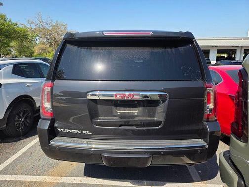 2020 GMC Yukon XL Denali